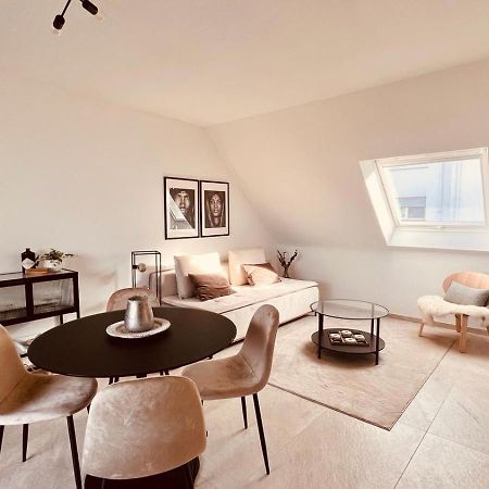 Apartment Am Schloss - Air Saarbrücken Exteriér fotografie